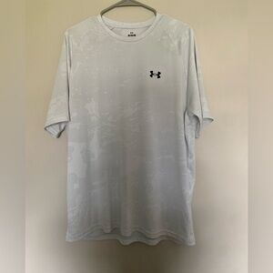 Under Armour Men's Light Gray Camo Tee